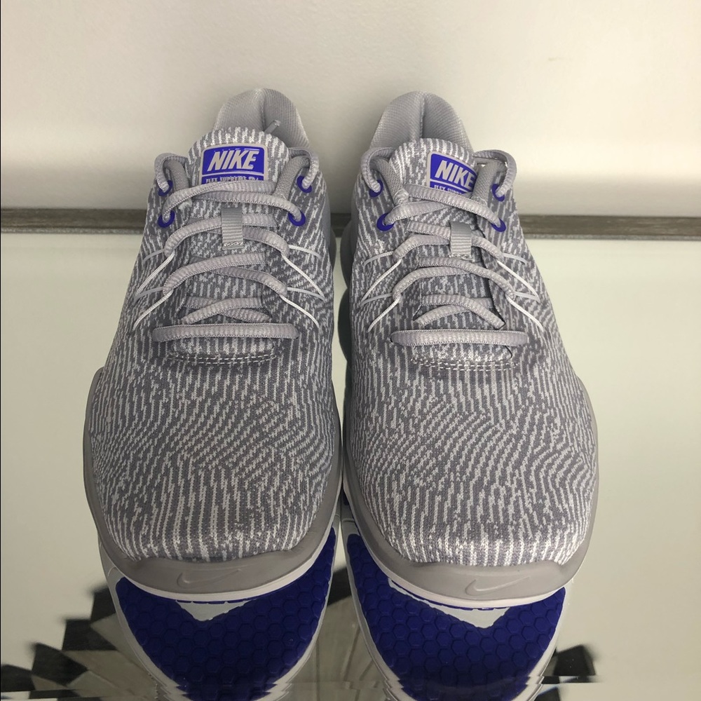 WMNS NIKE FLEX SUPREME TR 6 ATMOSPHERGREY/PURPLE